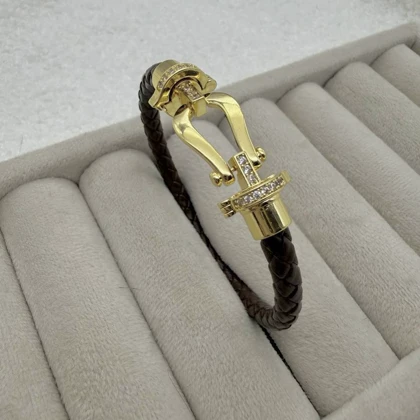 دستبند چرمی قهوه ای امگا