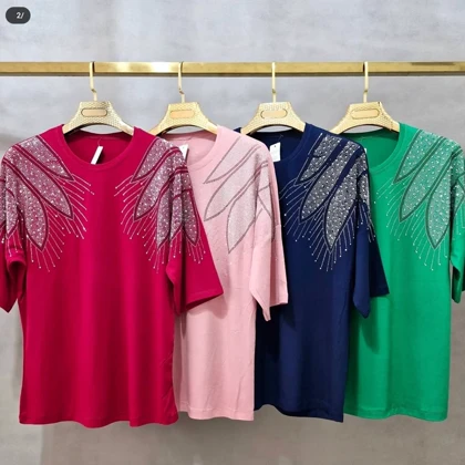 بلوز زنانه ویسکوز نگین‌دار طرح بال فرشته کد 55