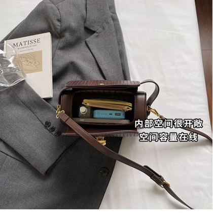 کیف دوشی صندوقی وارداتی برند Fashion & bags کد 2857