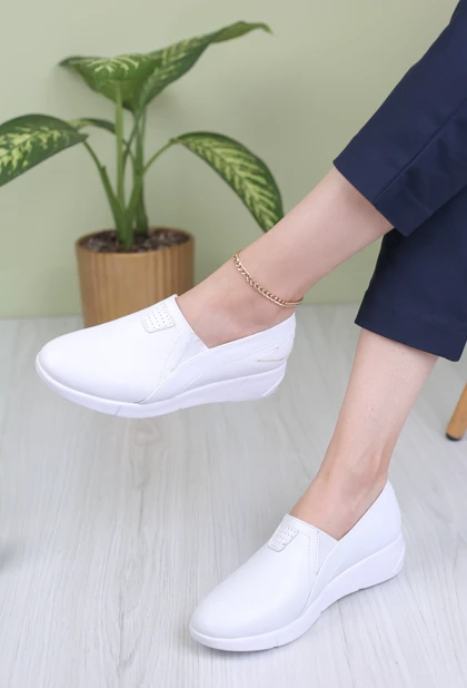 کفش پرسنلی زنانه امگا