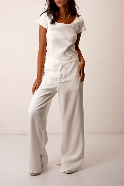 شلوار بغل چاک‌دار کتان زنانه