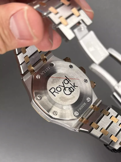 ساعت مچی اودمار پیگه کورنوگراف بند سیلور رزگلد صفحه مشکی Audemars Piguet