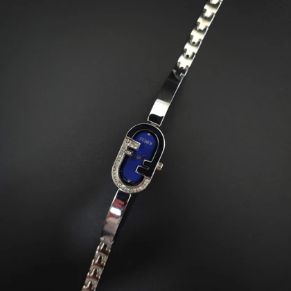 ساعت مچی زنانه فندی Fendi رنگ ثابت استیل316 با موتور کوارتز ژاپن