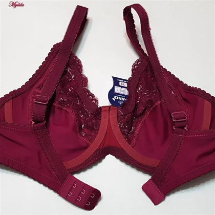 ست شورت و سوتین استرج زنانه پانیذ مدل فنردار زرشکی کد 9008