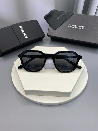 عینک آفتابی پلیس مدل XB2303 فریم مدرن با عدسی پلاریزه و محافظ UV400 مناسب استایل روزمره