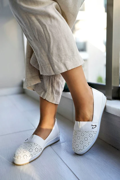 کالج زنانه jomoti jomoti