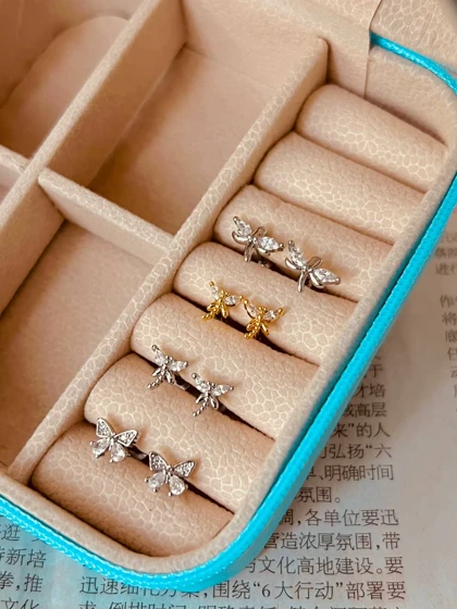 پیرسینگ گوش جواهری پروانه