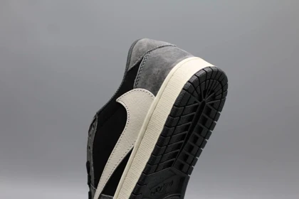 کتانی نایکی جردن 1 لو تراویس طوسی مشکی /Nike air Jordan1Travis