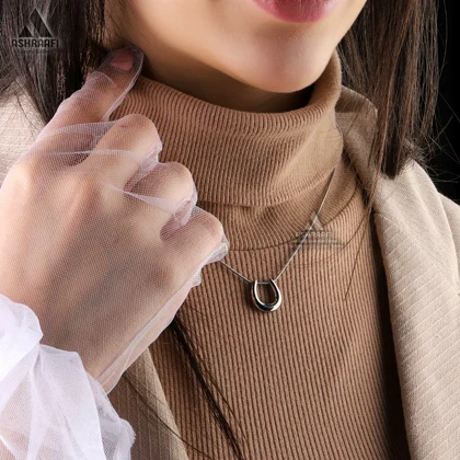 گردنبند زنانه مینیمال Horseshoe Necklace S1
