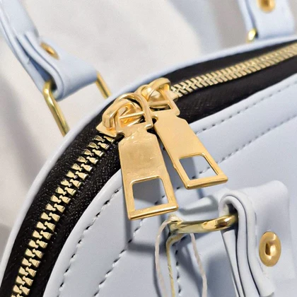 کیف صندوقی نیم گرد زنانه