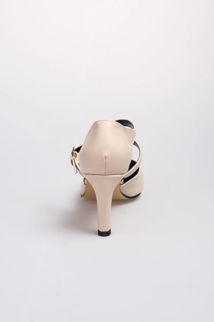 کفش پاشنه‌بلند کلاسیک زنانه میوگوستو mio-gusto