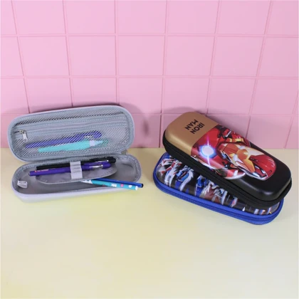 جامدادی Avengers با طراحی تیم قهرمانان