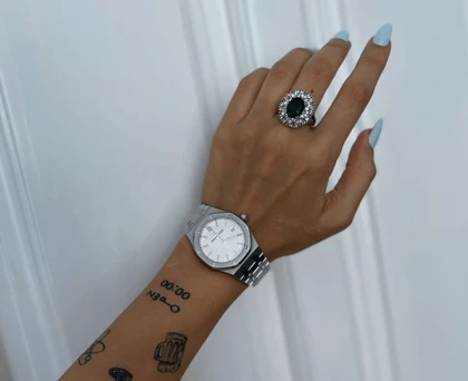 ساعت اودمار پیگه AP زنانه نقره ای صفحه سفید Audemars Piguet Royal Oak