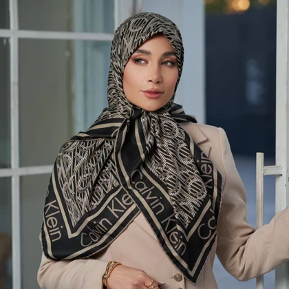 روسری Calvin Klein ابریشم دور دست دوز (قواره 120) 30148