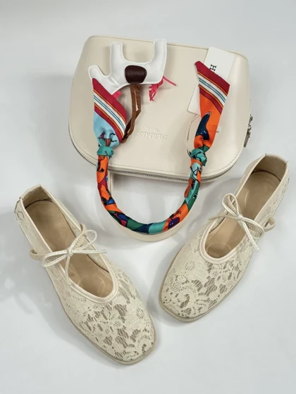 کالج لودشکا گیپوری 2444