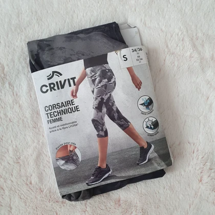 لگینگ ورزشی زیر زانو زنانه کریویت کد Z-HV41