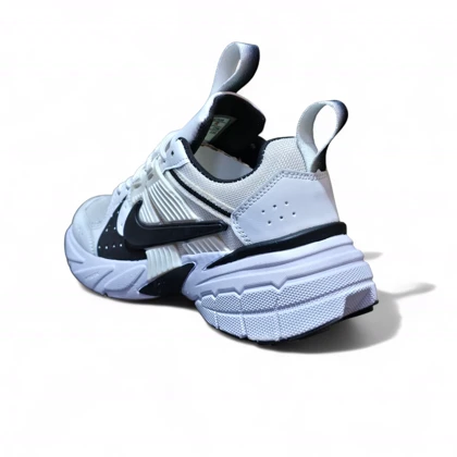 کتانی نایک وی تو کی زنانه سفیدمشکی