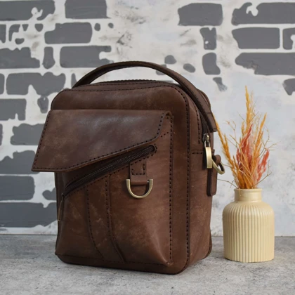 کیف دوشی مردانه چرم طبیعی پتینه