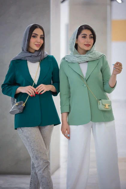 مانتو مازراتی لمه تک دکمه رها