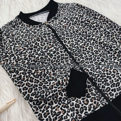 ست پلنگی سویشرتشلوارتیشرتکلاه