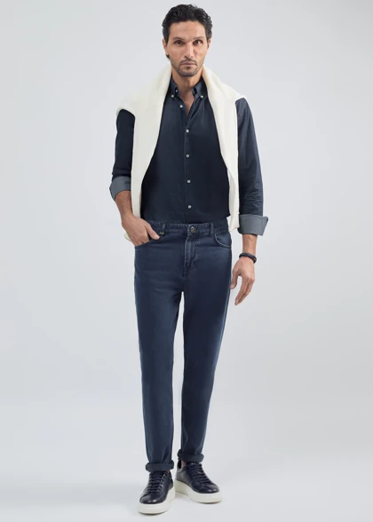 شلوار جین Tapered-Fit