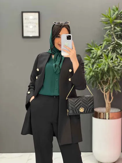 مانتو مزونی یقه دکمه دار