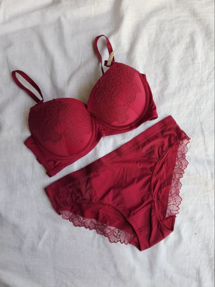 ست شورت و سوتین جکدار فنردار اروپایی کد: 5078