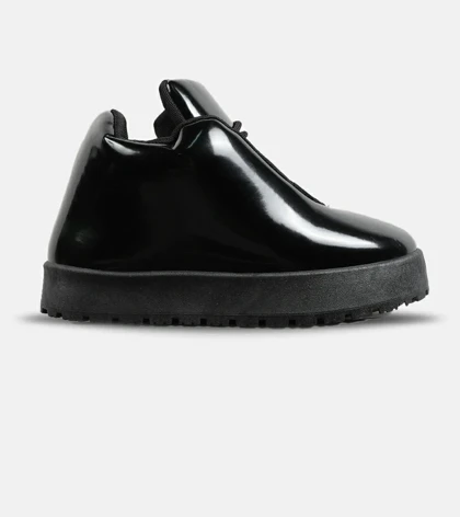 نیم بوت مردانه و زنانه مشکی ورنی UGG مدل 7124