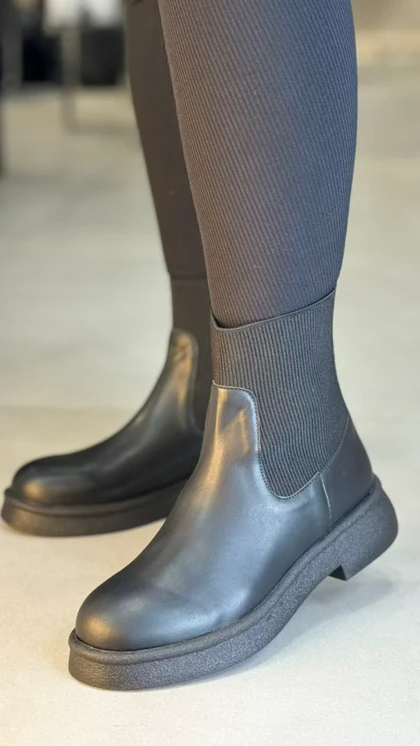 113 B - نیم بوت بالا کش برفی 113