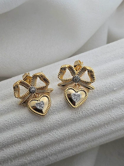 گوشواره پاپیون قلبی نگین‌دار