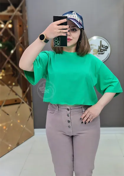 کراپ تیشرتی شادا