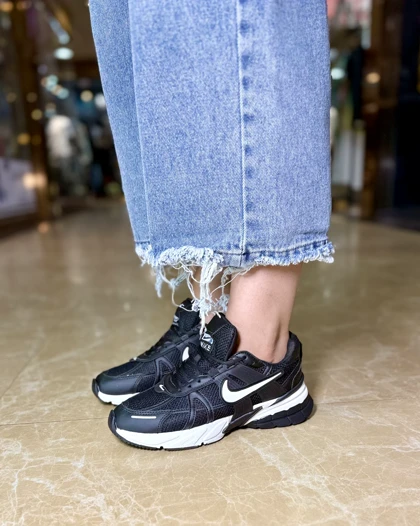 کتانی زنانه نایکی V2K (وی تو کی آلما)