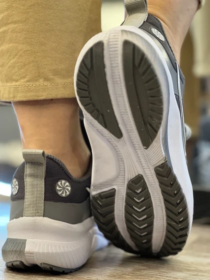 کتانی نایک زوم