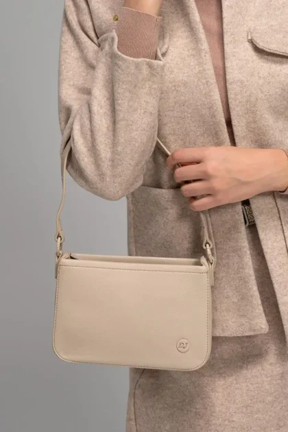 کیف دوشی زنانه دیوید جونز مدل David Jones CM7423