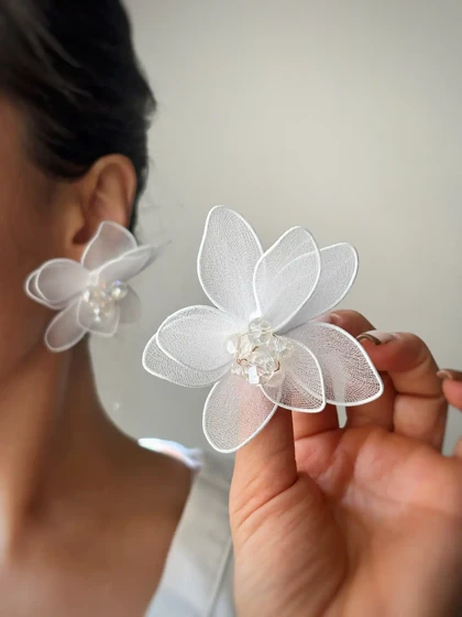 گوشواره گل پارچه ای