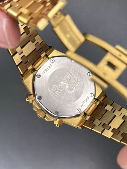 ساعت مچی اودمار پیگه کورنوگراف بند و صفحه طلایی Audemars Piguet