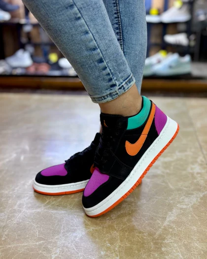 کتانی ورزشی زنانه نایک جردن 1