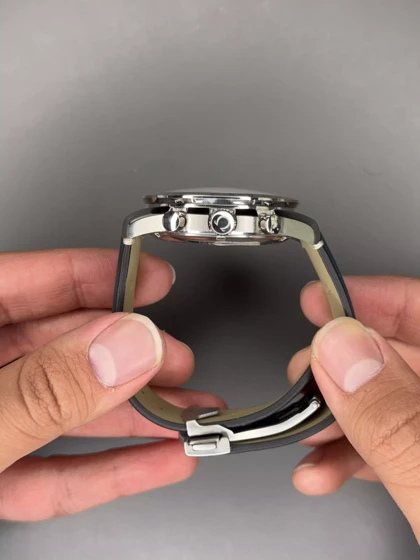 ساعت مچی امگا اسپیدمستر کورنوگراف بند چرم و صفحه آبی Omega Speadmaster