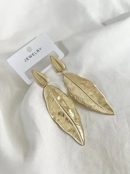 گوشواره طرح زارا