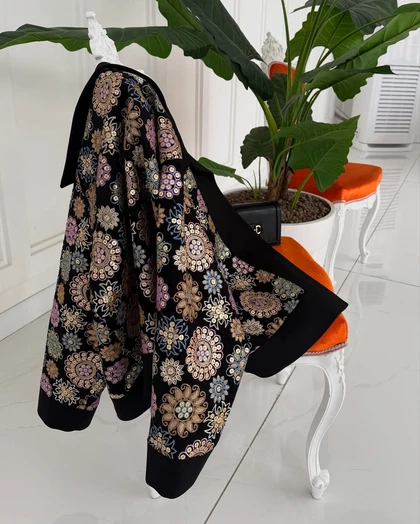 کت سوزن‌دوزی