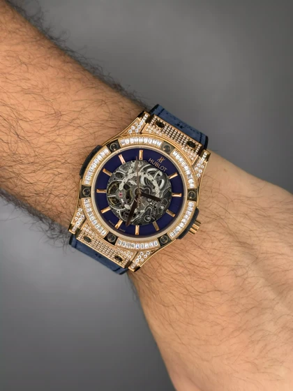 ساعت مچی اوبلو بیگ بنگ اسکلتون قاب نگین‌دار Hublot Big Bang