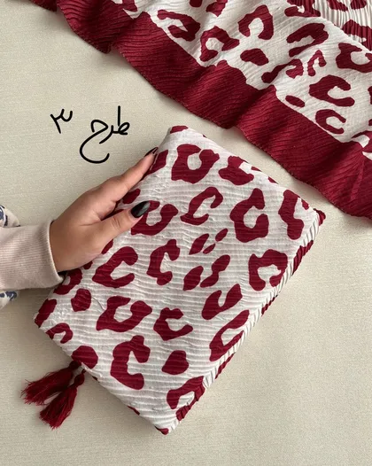 شال پلیسه زرشکی 3980