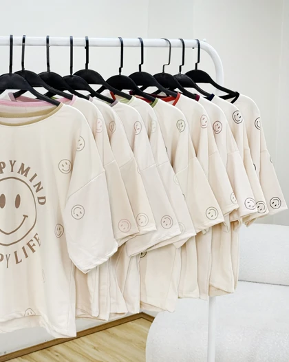 ست تیشرت و شلوار استیکر