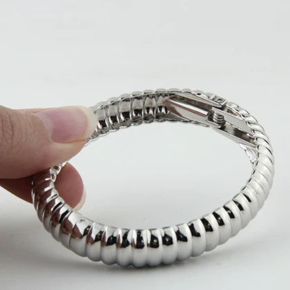 دستبند زنانه مدل موج دار