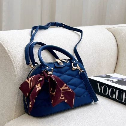 کیف نیمگرد لویی سون 2112