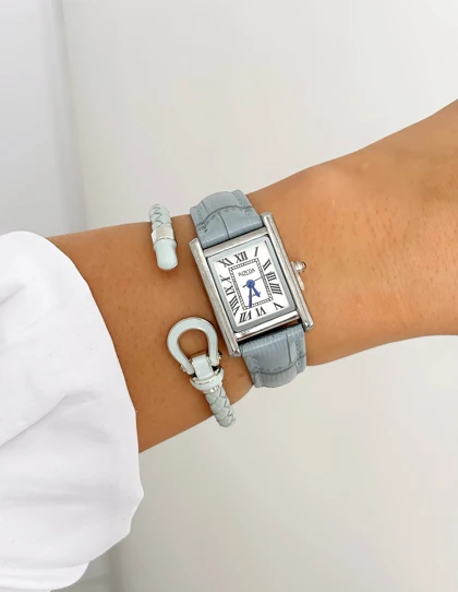 ساعت چرمی زنانه طرح کارتیه مستطیل 930