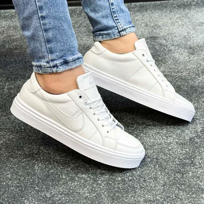 کفش کتانی اسپرت مردانه رنگ سفید مدل نایک NIKE AIR FORCE