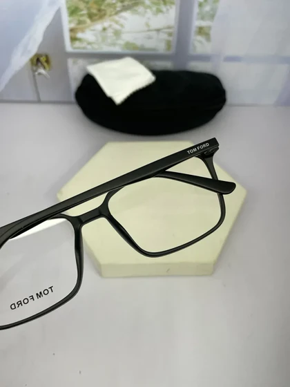عینک طبی تام فورد ft5411