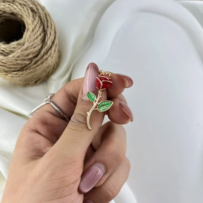 گردنبند زنانه ژوپینگ مدل فلورا طرح گل