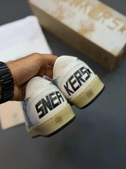 کتانی گلدن گوس بال استار نقره ایی براقGolden Goose Ball Star Silver Glitter